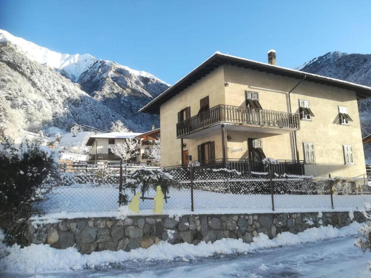 Ca' Albano Apartment Mezzolago Exterior foto